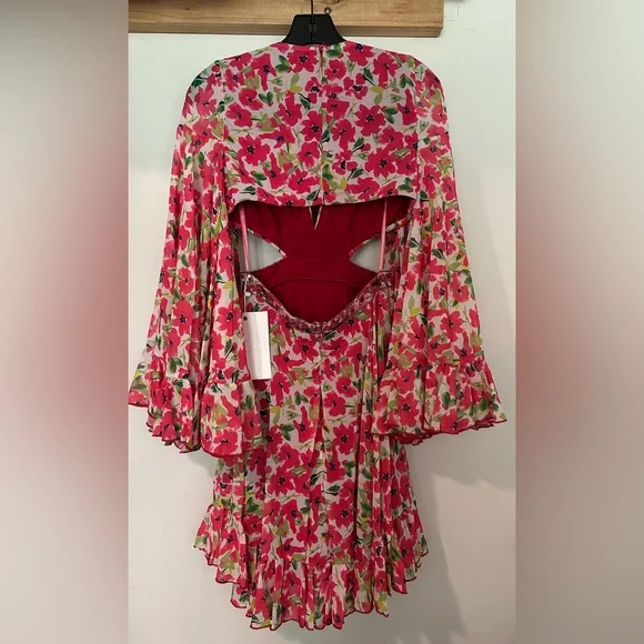 NWT Mac Duggal Style 9158 Bell Sleeve Mini Dress